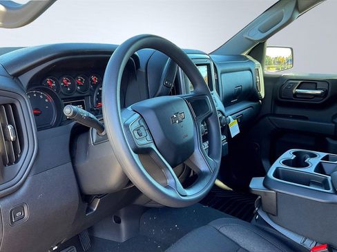 New 2026 Chevrolet Silverado 1500 Custom Trail Boss w/ LPO, Dark Essentials Package image 7