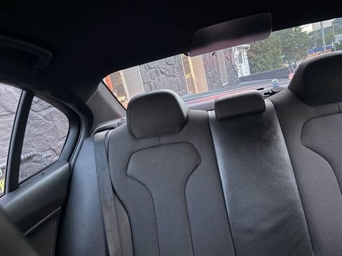 Used 2018 BMW M3 RWD image 20
