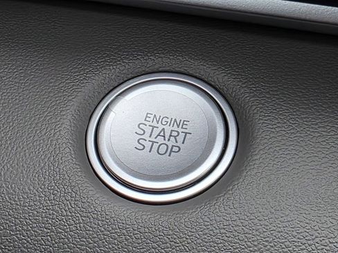New 2025 Hyundai Elantra Sport FWD image 27