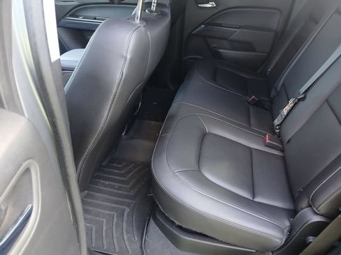 Used 2022 Chevrolet Colorado Z71 w/ Safety Package RWD image 38