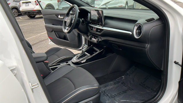 Used 2023 Kia Forte GT-Line w/ GT-Line Technology Package FWD image 15