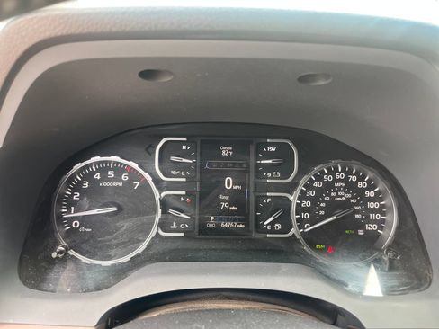 Used 2018 Toyota Tundra Limited w/ Limited Premium Package AWD/4WD image 14