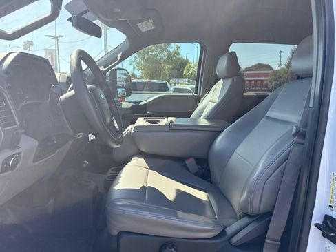 Used 2017 Ford F250 XL w/ Power Equipment Group AWD/4WD image 12
