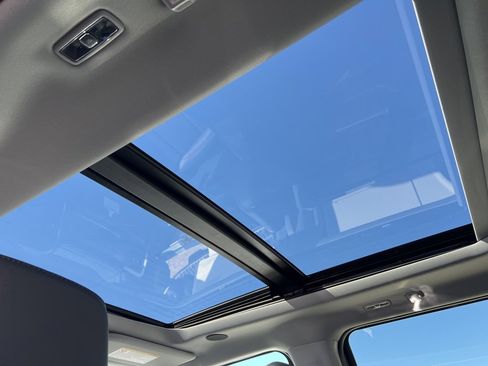 New 2026 Ford F350 Lariat w/ Black Appearance Package image 37