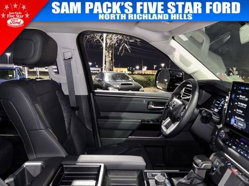 Used 2024 Toyota Tundra Limited image 18