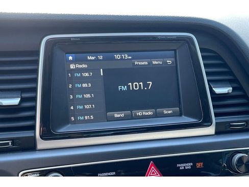 Used 2018 Hyundai Sonata Limited image 24