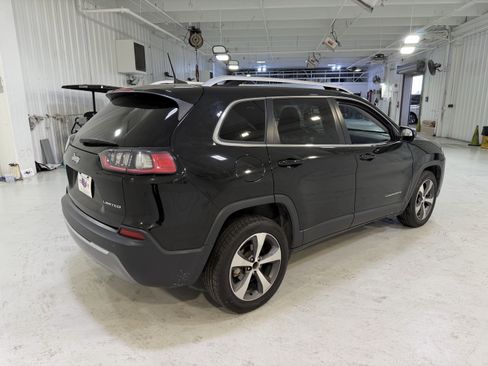Used 2020 Jeep Cherokee Limited image 5