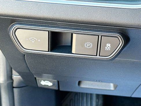 New 2025 Kia K4 LXS image 10