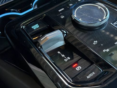 Certified 2025 BMW i5 M60 image 28