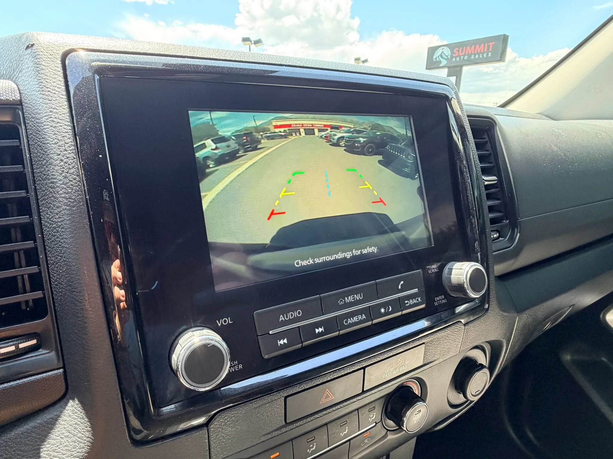 Used 2022 Nissan Frontier SV w/ Technology Package AWD/4WD image 19