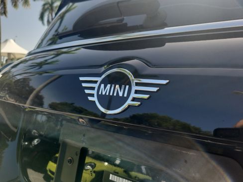 Used 2023 MINI Cooper Countryman S FWD image 8