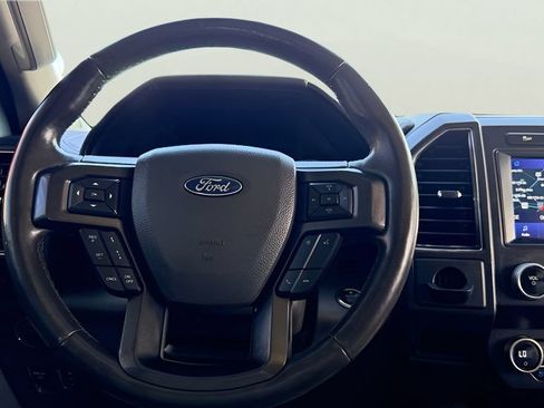 Used 2021 Ford Expedition Max Limited RWD image 3