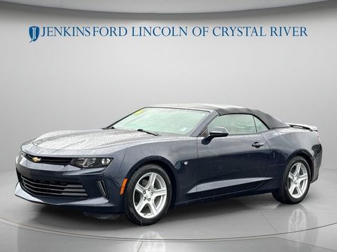 Used 2016 Chevrolet Camaro LT RWD image 10