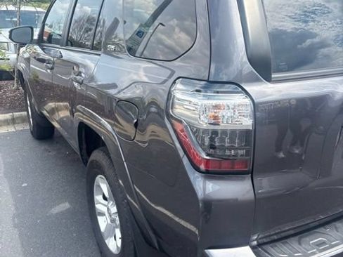 Used 2023 Toyota 4Runner SR5 Premium w/ Moonroof Package AWD/4WD image 10