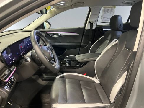 Used 2025 Buick Envision Sport Touring AWD/4WD image 7
