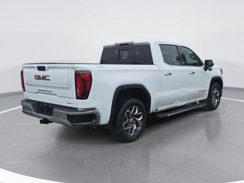Used 2024 GMC Sierra 1500 SLT w/ SLT Convenience Package image 3
