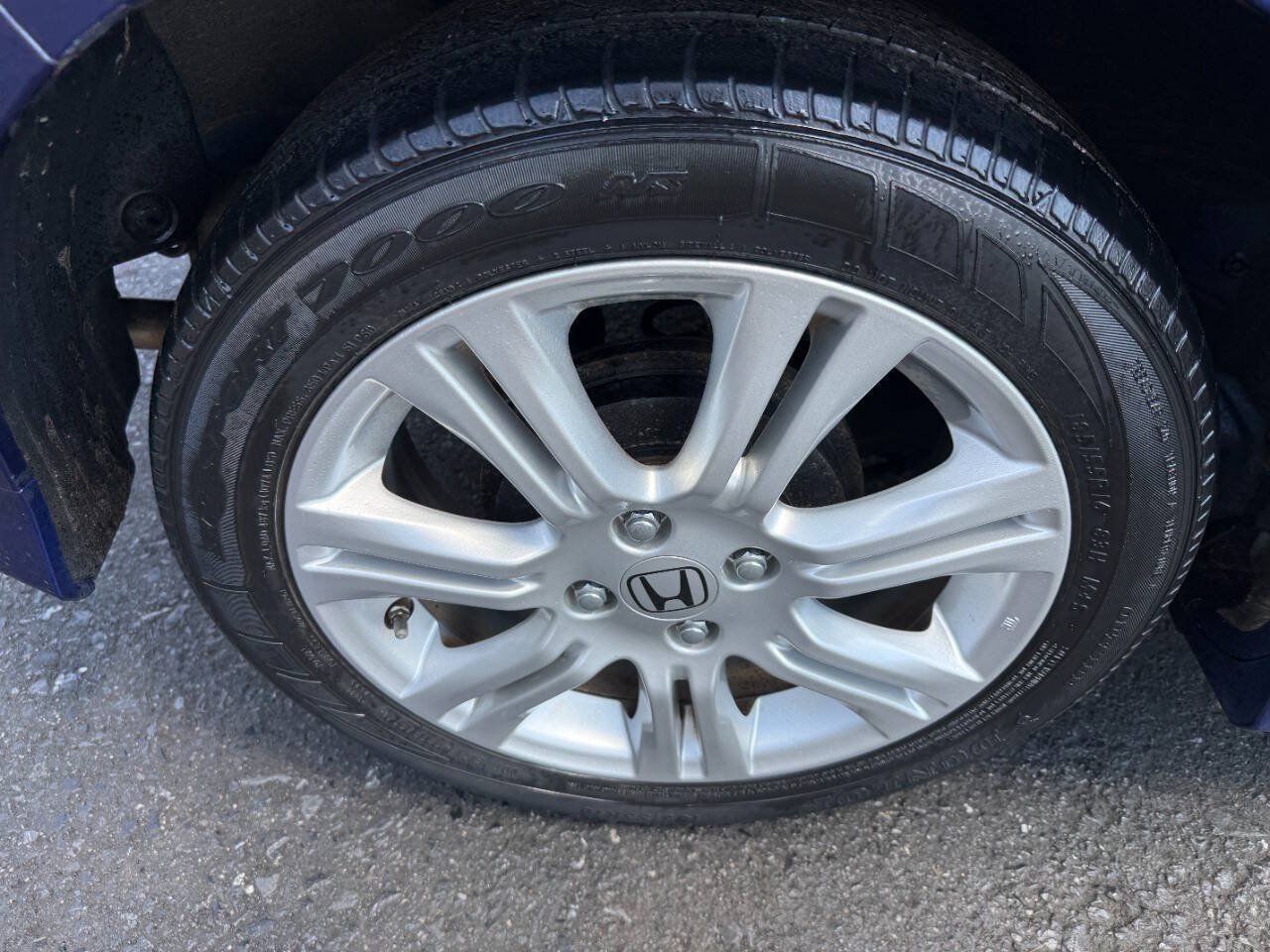 Used 2011 Honda Fit Sport image 11