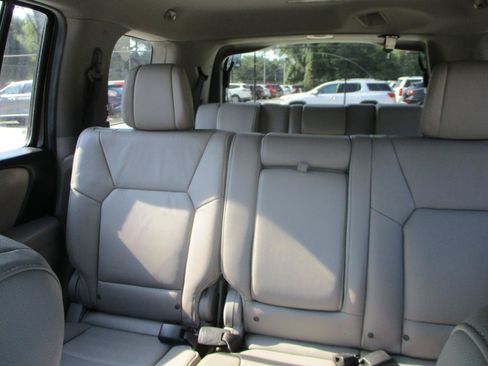 Used 2012 Honda Pilot EX-L image 16