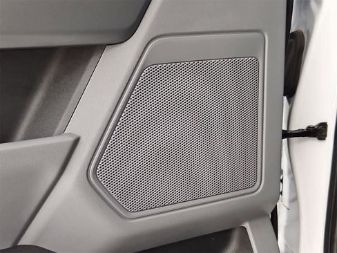 Used 2023 Ford F150 XLT w/ Trailer Tow Package image 30