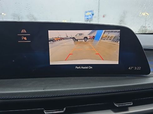 Used 2024 Cadillac XT4 Sport image 15