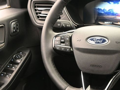 Used 2022 Ford Escape SEL w/ Technology Package AWD/4WD image 26