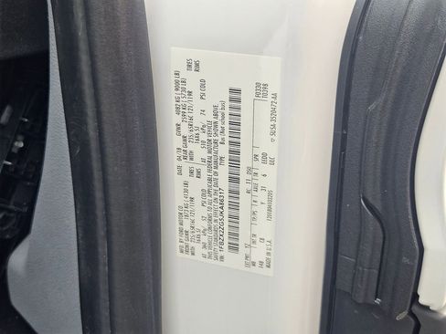 Used 2018 Ford Transit 350 XLT image 33