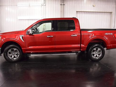 Used 2022 Ford F150 Lariat image 4
