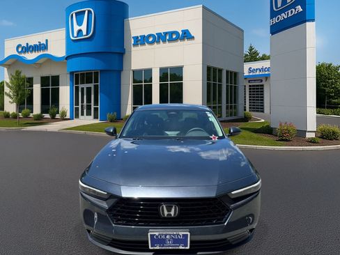 Used 2024 Honda Accord EX image 10
