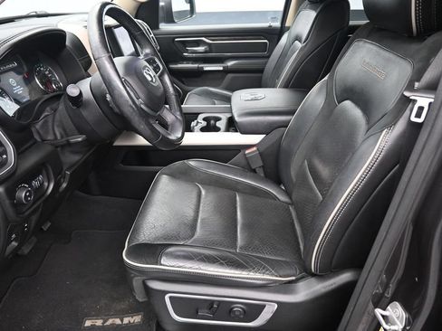 Used 2019 RAM 1500 Laramie AWD/4WD image 17