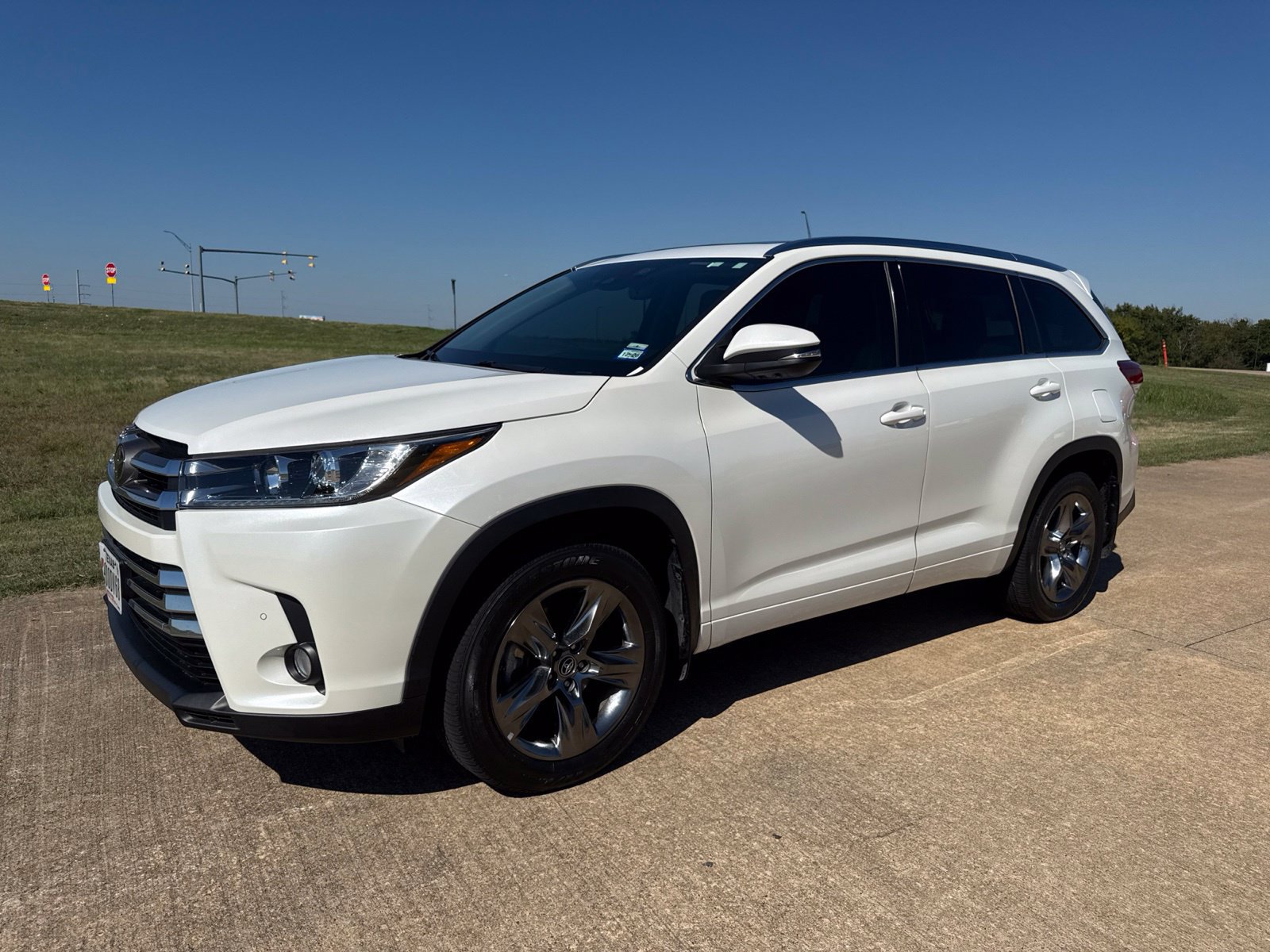 Used 2018 Toyota Highlander Limited Platinum w/ Carpet Mat Package (TMS) AWD/4WD 360° Tour