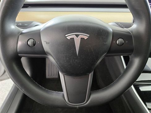 Used 2018 Tesla Model 3 Long Range image 26