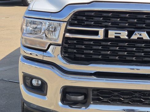 Used 2024 RAM 2500 Big Horn AWD/4WD image 5