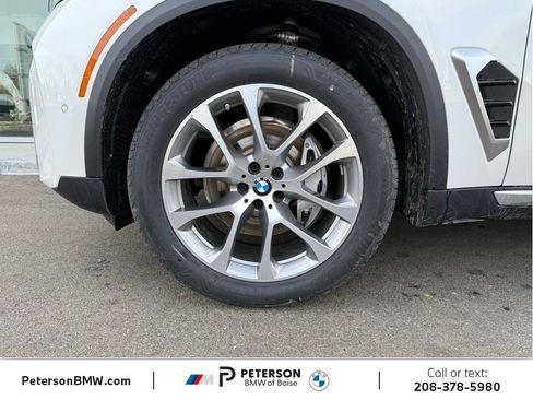 New 2026 BMW X5 xDrive40i AWD/4WD image 11