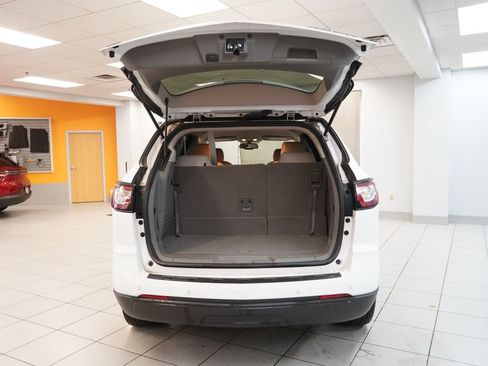 Used 2016 Chevrolet Traverse LT AWD/4WD image 9