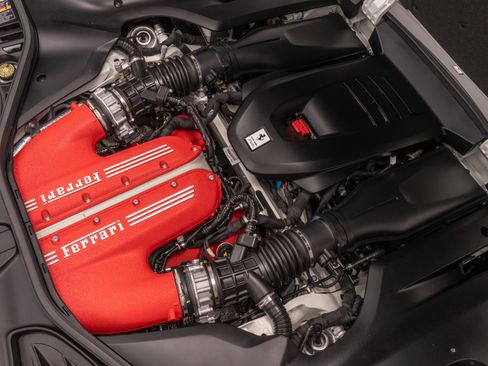 Used 2025 Ferrari 12Cilindri image 46