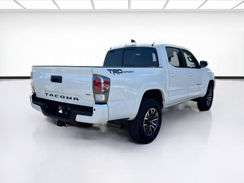 Used 2023 Toyota Tacoma TRD Sport w/ Technology Package RWD image 4