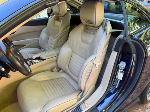 Used 2013 Mercedes-Benz SL 550 w/ Premium Pkg image 7