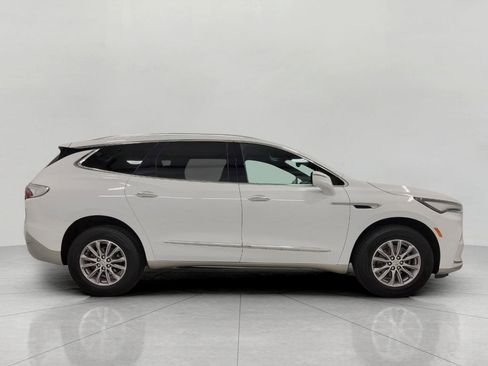 Used 2023 Buick Enclave Essence w/ Trailering Package, 5000 lbs. image 10