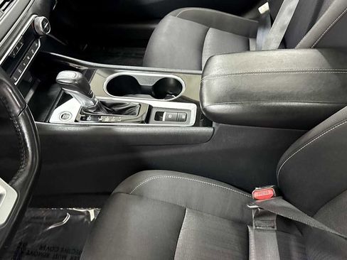 Used 2020 Nissan Altima 2.5 SV image 22