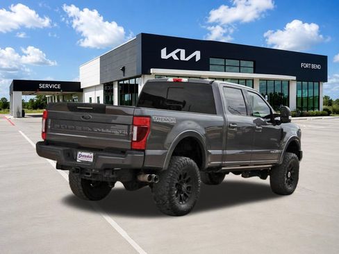 Used 2021 Ford F250 Lariat AWD/4WD image 5