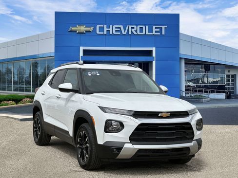 Certified 2023 Chevrolet TrailBlazer LT AWD/4WD image 6