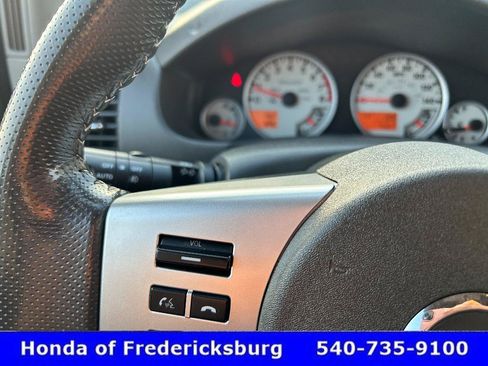 Used 2019 Nissan Frontier PRO-4X AWD/4WD image 16