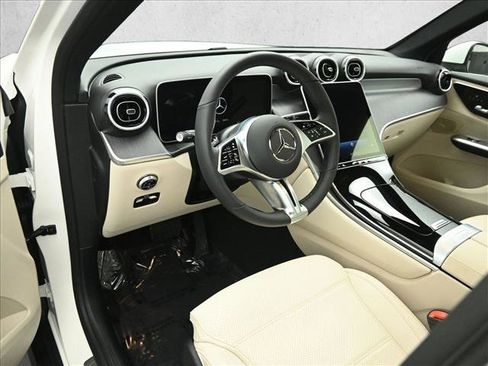 Certified 2026 Mercedes-Benz GLC 300 4MATIC image 8