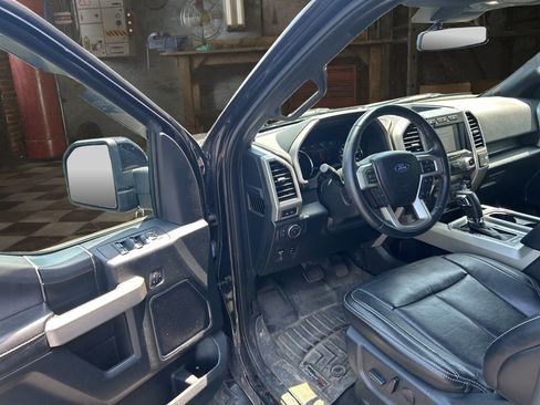 Used 2020 Ford F150 Lariat w/ Equipment Group 502A Luxury AWD/4WD image 17