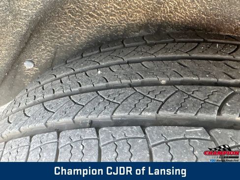 Used 2021 Dodge Durango SXT AWD/4WD image 37