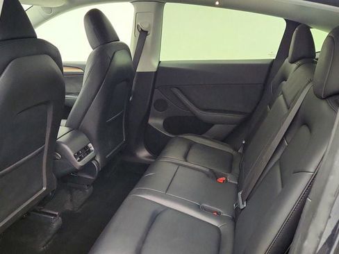 Used 2025 Tesla Model Y Long Range image 25