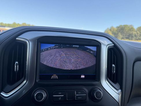 Certified 2021 Chevrolet Silverado 1500 RST image 16