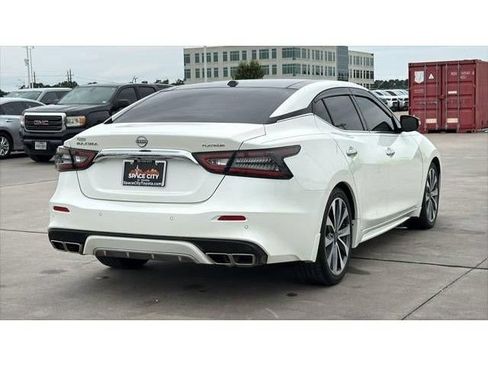 Used 2023 Nissan Maxima Platinum w/ Sport Mat Group FWD image 6