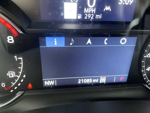 Certified 2025 Cadillac XT5 Premium Luxury image 12