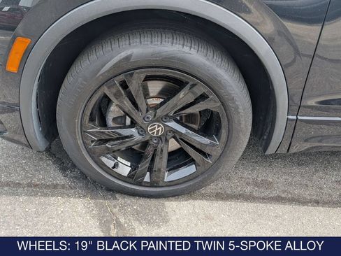 Certified 2023 Volkswagen Tiguan SE R-Line AWD/4WD image 10